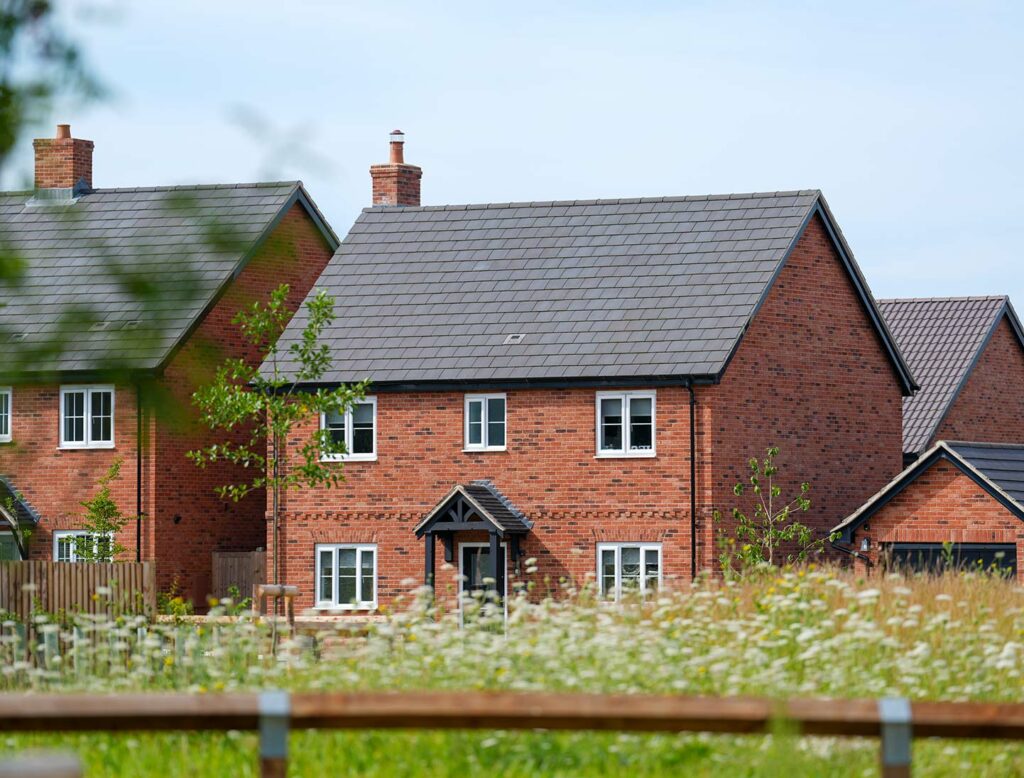 Homes previously delivered by
Catesby Estates